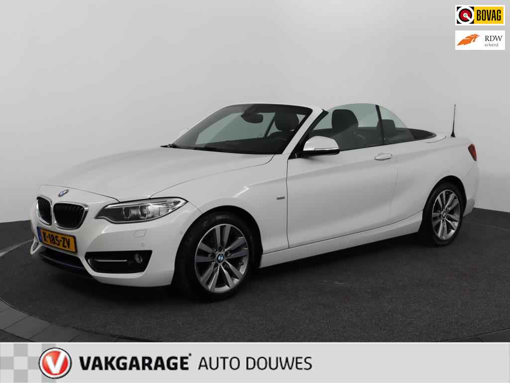 BMW 2 Serie Cabrio 220i Sport | Automaat | Half Leder | Trekhaak | Cabrio