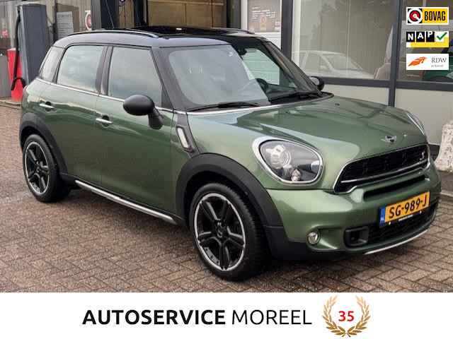 MINI Countryman 1.6 Cooper S ALL4 / PANODAK / Navi / XENON / LEER.